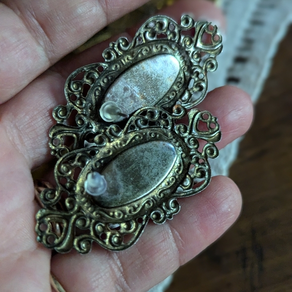 🌺3/$15🌺Beautiful Vintage a confirm - Picture 3 of 8